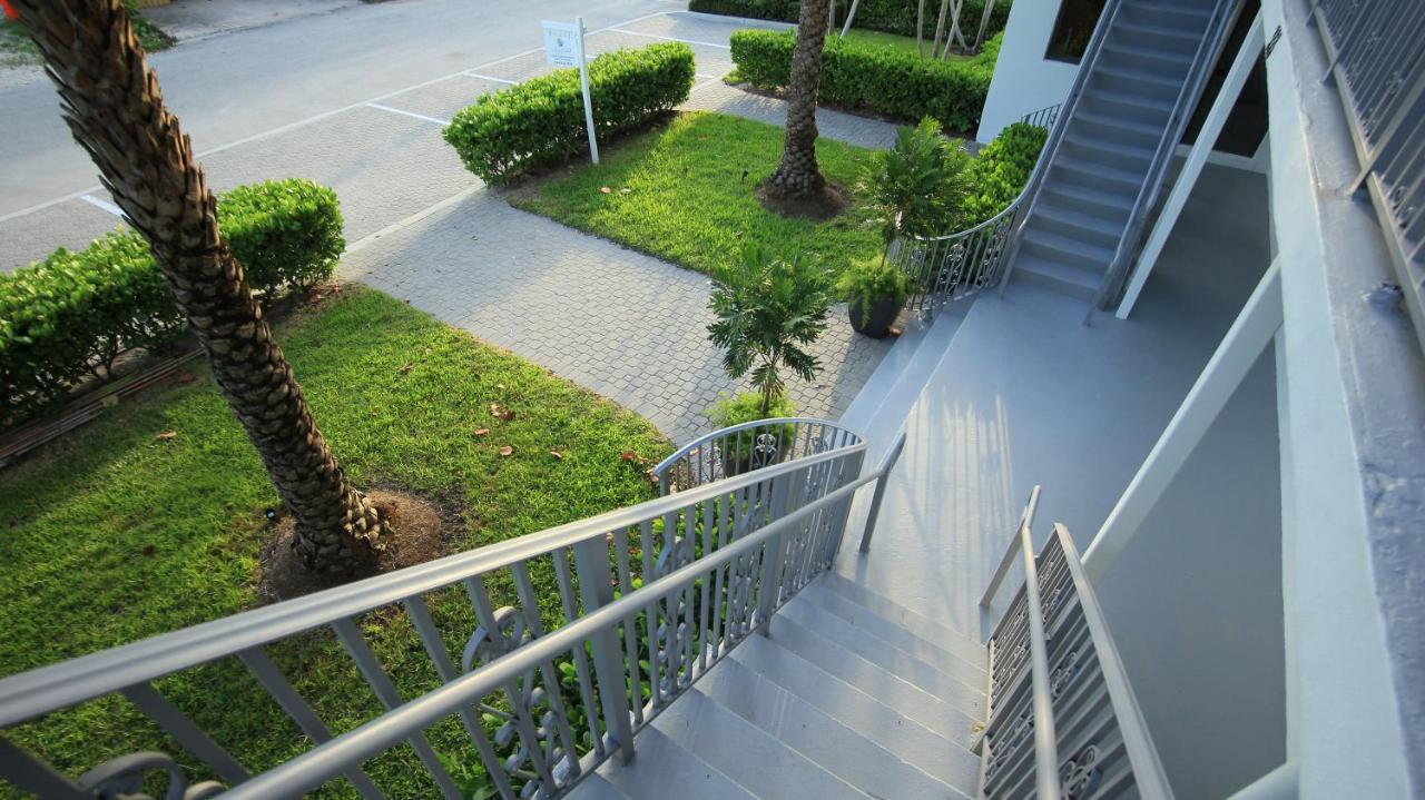 Makani Beach House 333 Hollywood Exterior photo